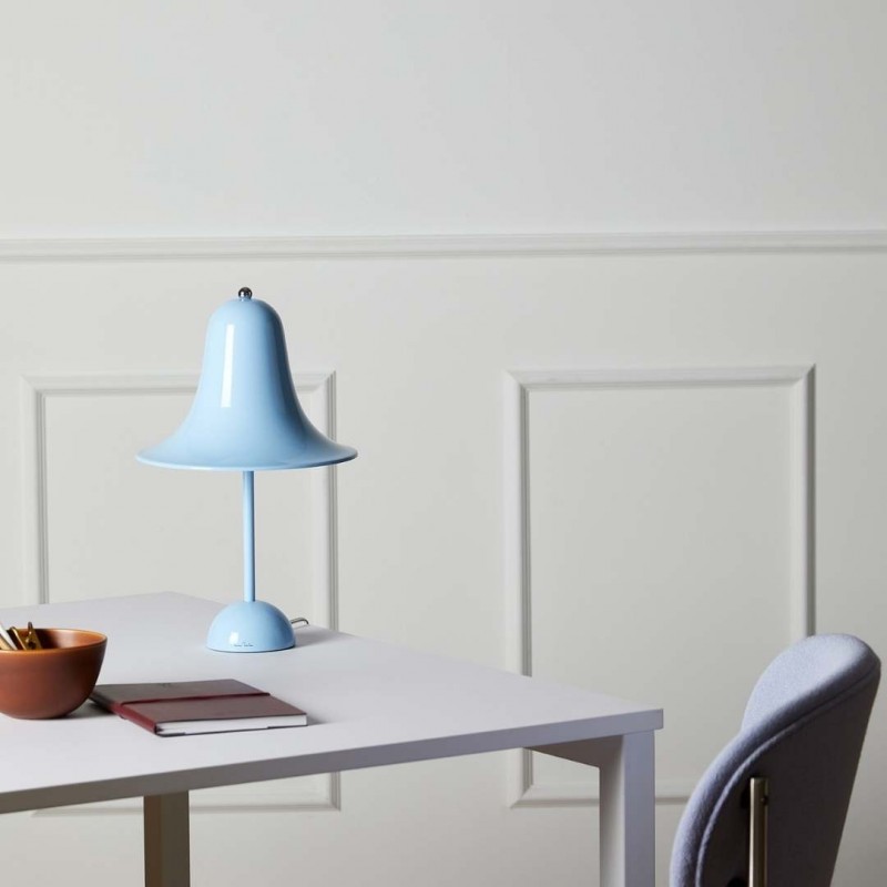 Pantop23BordlampeLightBlueVerpan-01