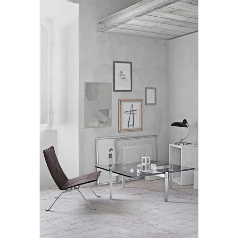 KaiserIdell6631TBordlampeBlankSortFritzHansen-00
