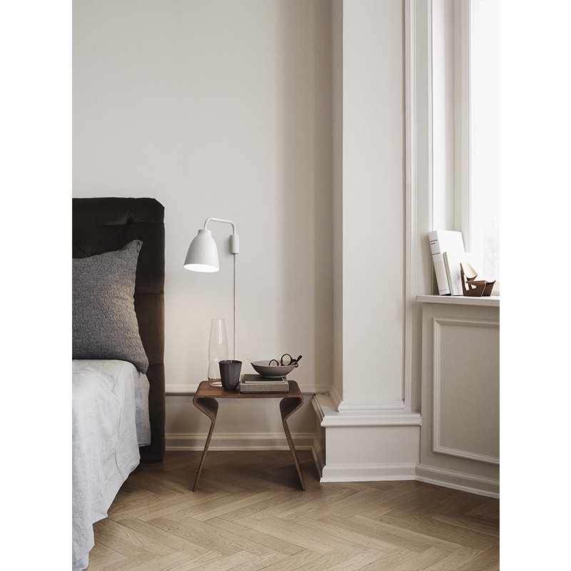CaravaggioReadVglampeMathvidFritzHansen-00