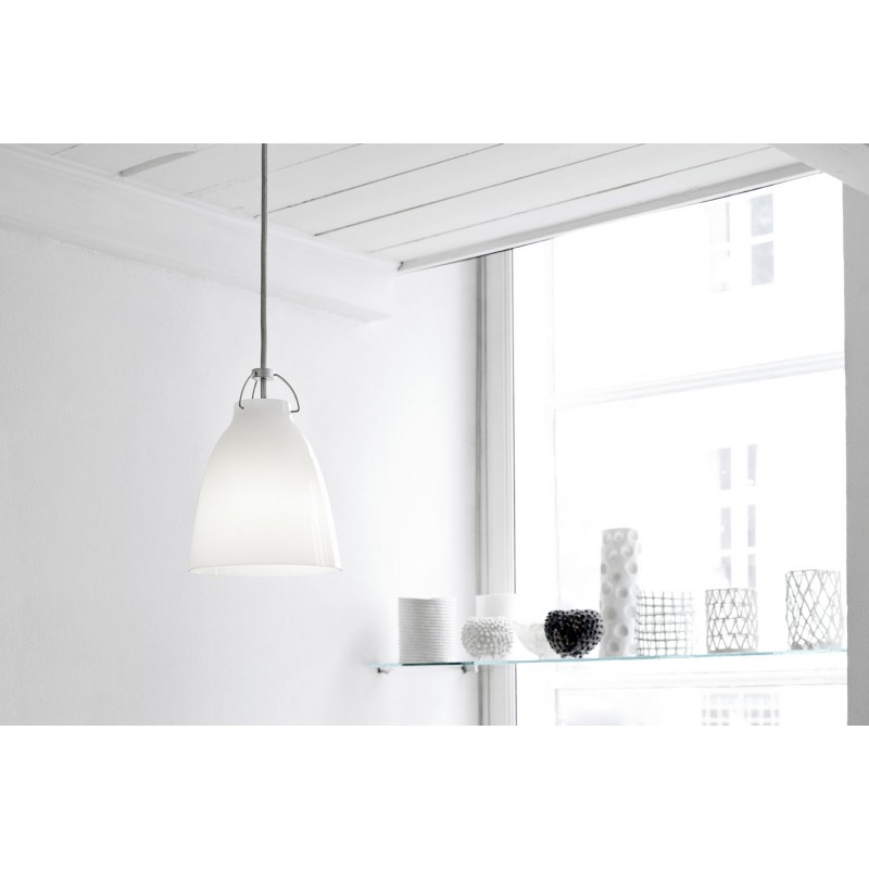 CaravaggioPendelOpalGlasP0LED110mmFritzHansen-00