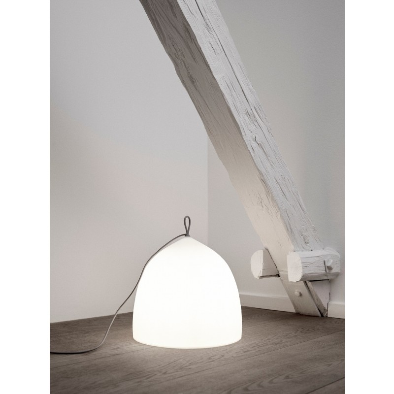 SuspenceNomadGulvlampeHvidmrdtopUdstillingsmodelFritzHansen-00