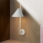 YuhVglampe2700KSortLouisPoulsen-00